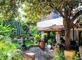 Casa Aurora Garden Retreat