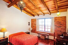 Casa Aurora Garden Retreat