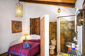 Casa Aurora Garden Retreat