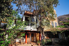 Casa Aurora Garden Retreat