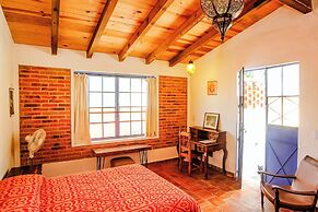 Casa Aurora Garden Retreat