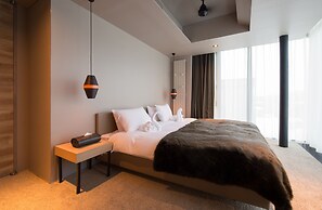 Aspect Luxury Apartments by H2 Life