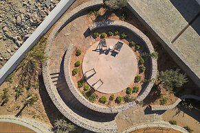 Cosme, A Luxury Collection Resort, Paros