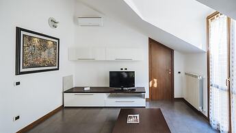 Viale Hambury 51