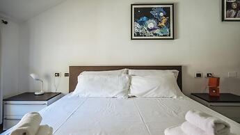 Viale Hambury 51