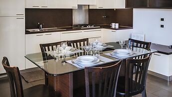 Viale Hambury 51