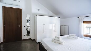 Viale Hambury 51