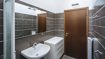 Viale Hambury 51