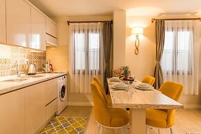 KALAMAKİ FLATS