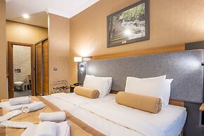 Orange Hotel & Spa