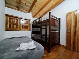 La Mercedes Cattaleya Hostal By MH
