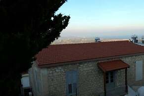 Immaculate 4-bed House in Pissouri