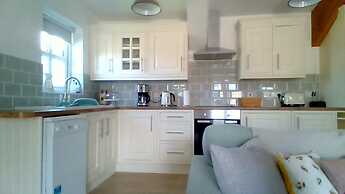 Lovely 1-bed Lodge in Drybrook