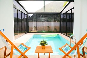 VILLA SEMI