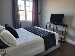 Champlain Condo 202