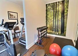 Champlain Condo 202