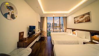 Luxury Hotel