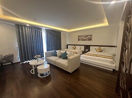 Luxury Hotel
