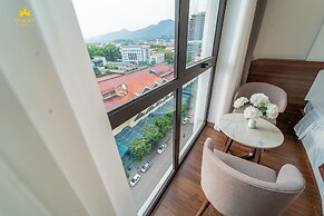Luxury Hotel