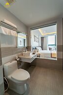 Luxury Hotel