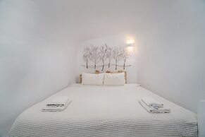 Aurora Villa by K&K
