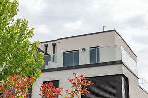 Reckenthal House
