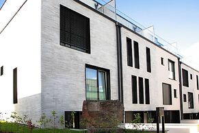 Reckenthal House