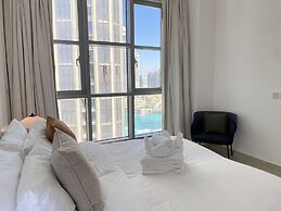 Lux BnB Standpoint Towers Burj & Fountain Views