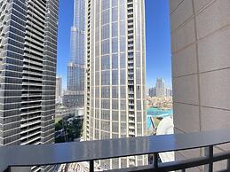 Lux BnB Standpoint Towers Burj & Fountain Views