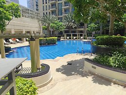 Lux BnB Standpoint Towers Burj & Fountain Views