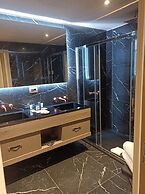 Miramare Suites