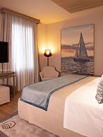 Miramare Suites