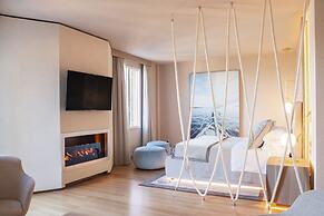 Miramare Suites