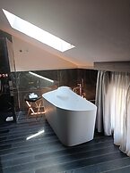 Miramare Suites