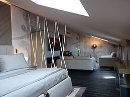 Miramare Suites