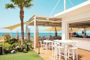 Piere Anne Beach Hotel