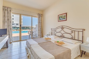 Piere Anne Beach Hotel