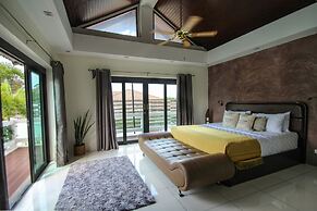 Resona Pool Villa by Aonanta Group