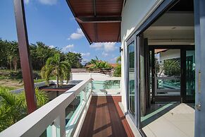 Resona Pool Villa by Aonanta Group