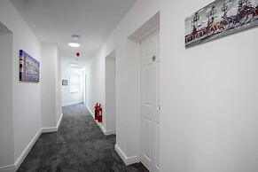 Dusties Hotel
