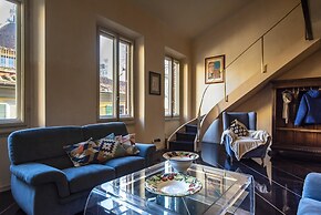 Borgo San Lorenzo 11