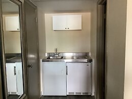Silver Spur Vintage Inn & Suites