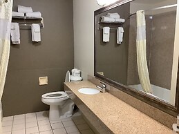 Silver Spur Vintage Inn & Suites