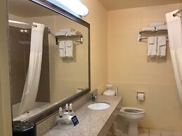 Silver Spur Vintage Inn & Suites