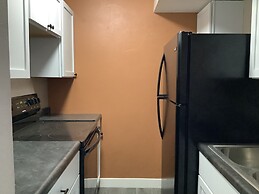 Silver Spur Vintage Inn & Suites