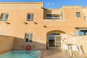 Inni Gozitan Farmhouse Private Pool