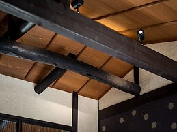 Yorozuha Machiya House