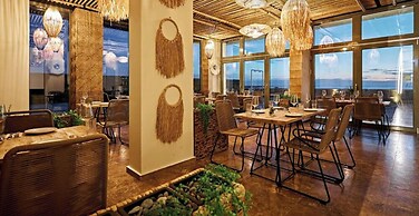 Miramare Magnetic Beach Hotel