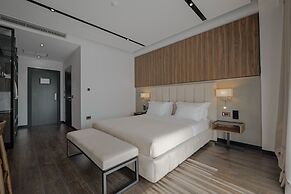 Uji i Ftohte Hotel