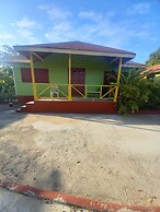 Deano's Cottages